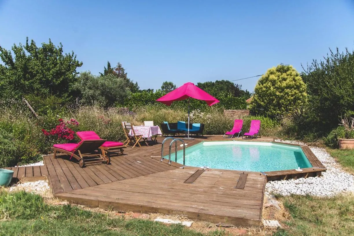 Au Bien Venu Bed & Breakfast Noe